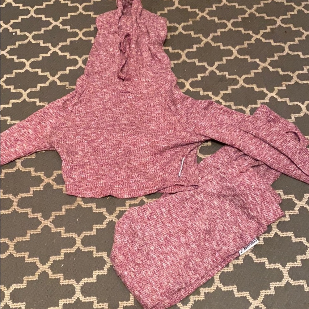 Gymshark Slounge set first collection